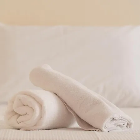 Eutopia Apartment Flogita