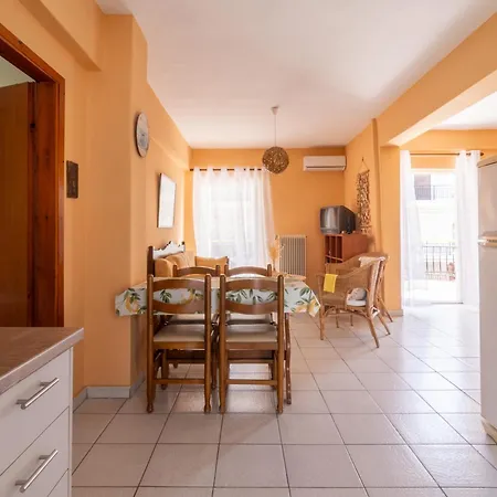 Eutopia Apartment Flogita