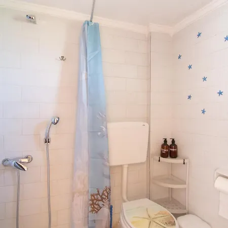 Eutopia فلوغيتا